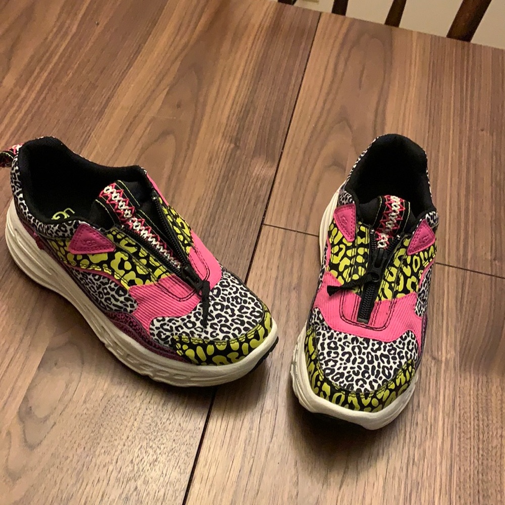 UGG sneakers